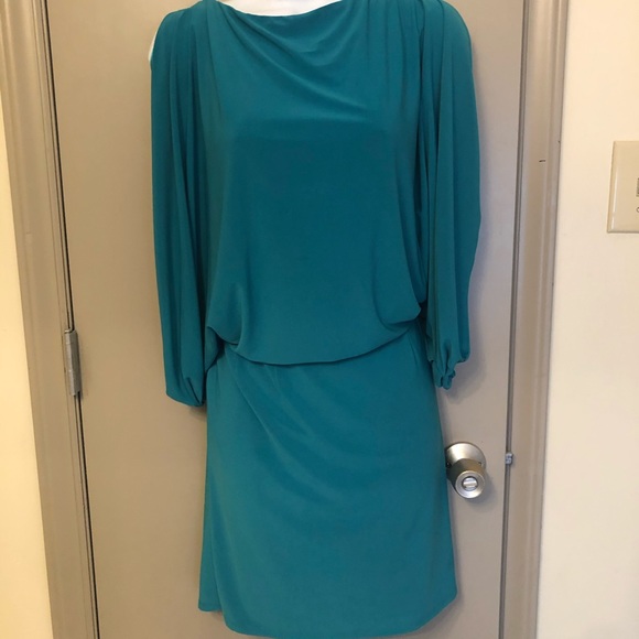 Butterfly sleeve mini dress by Jessica Simpson - Picture 2 of 3